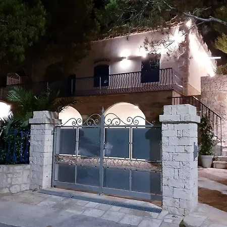 Apartment Rifugio Di Sibir